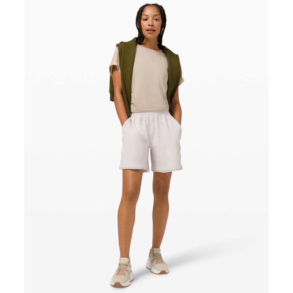 Lululemon LA French Terry High Rise Long Short Dune Beige Size 6 Athleisure